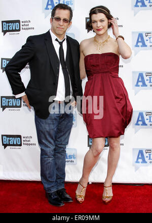 Kenneth Cole und Milla Jovovich auf dem 2009 Bravo A-List Awards im Orpheum Theatre in Los Angeles am 5. April 2009 statt. Stockfoto