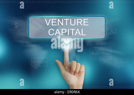 Hand, die Sie an Venture-Capital-Ballon-Text-Taste drücken Stockfoto