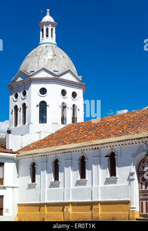 Historischen San Sebastianskirche in der Altstadt von Cuenca, Ecuador Stockfoto