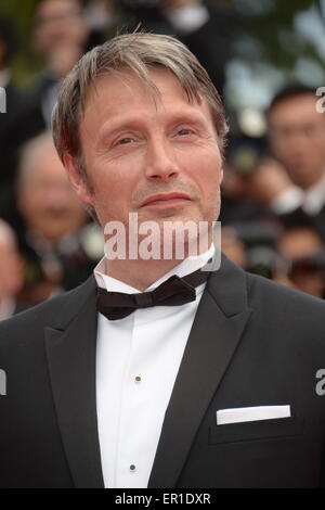 14. Mai 2015 - Cannes, Frankreich - CANNES, Frankreich - 24.Mai: Mads Mikkelsen besucht die Abschlussfeier und "Le Glace Et Le Ciel" ("Eis und The Sky") Premiere während der 68. jährlichen Cannes Film Festival am 24. Mai 2015 in Cannes, Frankreich. (Kredit-Bild: © Friedrich Injimbert/ZUMA Draht) Stockfoto