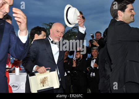 Regisseur Jacques Audiard, Gewinner der Goldenen Palme für seinen Film "Dheepan", besucht die "Palme 'd or Gewinner" Fototermin während der 68. jährlichen Cannes Film Festival am 24. Mai 2015 in Cannes Stockfoto