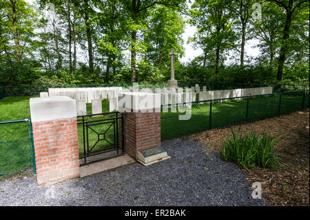 Toronto-Avenue-Soldatenfriedhof am Ploegsteert Holz Stockfoto