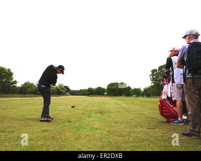 Walton Heath Golfclub, Surrey, UK. 25. Mai 2015.  Szenen aus den US Open golf Qualifying - hier Multi-Major-Sieger Padraig Harrington on 15. Credit: Motofoto/Alamy Live News Stockfoto