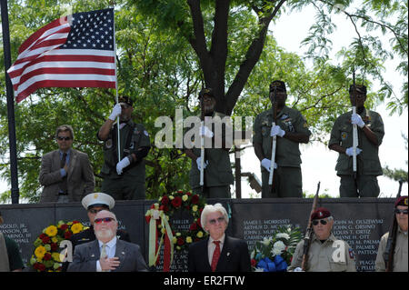 Philadelphia, Pennsylvania, USA. 25. Mai 2015. Vietnam Memorial Day EHRENGARDE am Vietnam-Krieg-Denkmal in Philadelphia Pa © Ricky Fitchett/ZUMA Draht/Alamy Live-Nachrichten Stockfoto