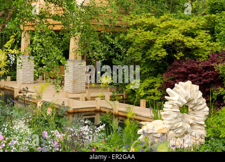 Designed by Jo Thompson und Gewinner der Goldmedaille in der Kategorie Show Garten The Chelsea Fl M&G Garden 2015-The-Retreat Stockfoto