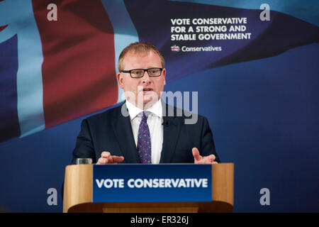 MP Marcus Jones MP für Nuneaton anlässlich einer Tagung vor den Parlamentswahlen 2015. Stockfoto