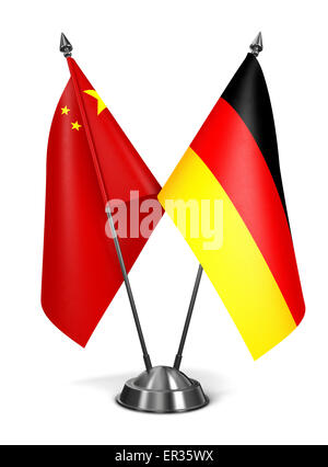 China und Deutschland - Miniatur-Flags. Stockfoto