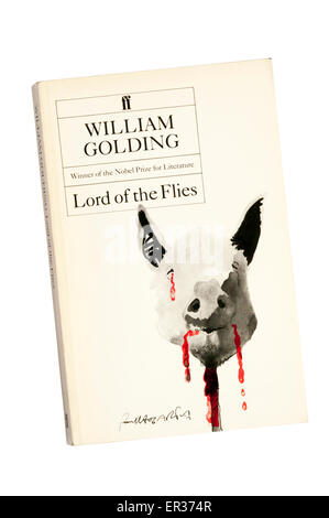 Taschenbuchausgabe von Herr der fliegen von William Golding von Faber & Faber veröffentlicht. Stockfoto