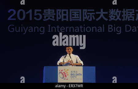 Guiyang, China Provinz Guizhou. 26. Mai 2015. Jack Ma oder Ma Yun, Vorstandsvorsitzender der Alibaba Group, hält eine Rede auf globale Big Data Ära Guiyang Summit während der Guiyang International große Daten Expo 2015 in Guiyang, Hauptstadt der Südwesten Chinas Provinz Guizhou, 26. Mai 2015. Die Guiyang International große Daten Expo 2015 startete am Dienstag, Unternehmen wie Alibaba, Foxconn, Huawei, etc. © Ou Dongqu/Xinhua/Alamy Live-Nachrichten Stockfoto