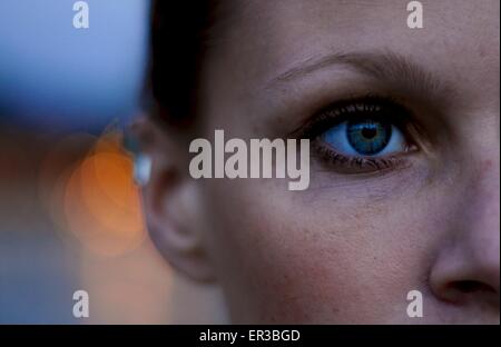 Nahaufnahme einer Frau Auge Stockfoto