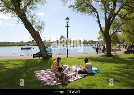 Christchurch Quay, Christchurch Rudern Club Regatta Tag, Christchurch, Dorset, England, Vereinigtes Königreich Stockfoto