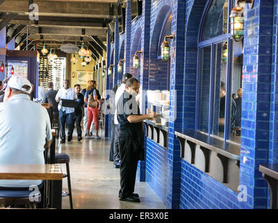 Flugsteig A Harbor House Restaurant und Pub, restaurierte Stadt Pier A, Battery Park, New York, USA Stockfoto