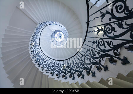 Die berühmten Tulip-Treppe im Queen es House, eine ehemalige königliche Residenz in der Royal Borough of Greenwich, London Stockfoto