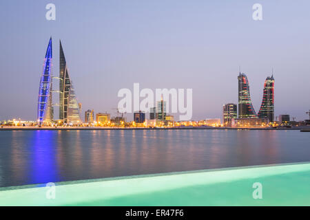 Skyline von Manama Stadt und Bahrain Bay aus neuen Luxus in vier Jahreszeiten Bahrain Bay Hotel in Bahrain Stockfoto