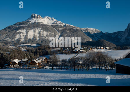 Blick in Richtung Loser an einem sonnigen Wintertag von Reiterer Plateau, Altaussee, Steiermark, Österreich Stockfoto