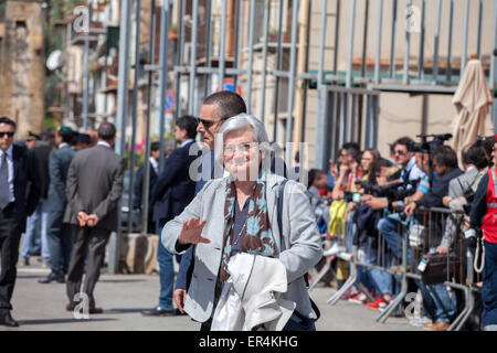 Palermo, Italien. 23. Mai 2015. Palermo hält den 23. Jahrestag des Massakers Capaci. Rosi Bindi, Präsident der Antimafia-Kommission nimmt an der Gedenkfeier zu Ehren der Richter Giovanni Falcone im Jahr 1992 von der Mafia ermordet. © Antonio Melita/Pacific Press/Alamy Live-Nachrichten Stockfoto