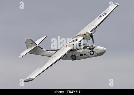 PBY Catalina C-FNJF Flugboot Llandudno Flugschau. N.Wales Uk Kunstflug-Wasserflugzeug Stockfoto