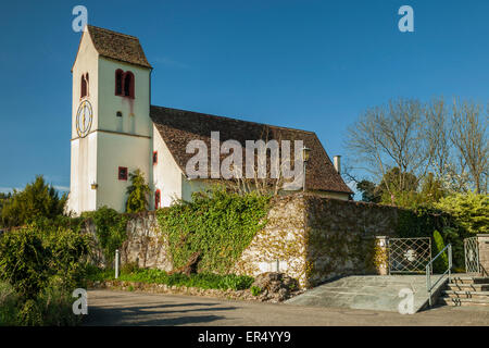 Frühling-Nachmittag in St. Blasius-Kirche in Ziefen, Kanton Basel-Landschaft, Schweiz. Stockfoto