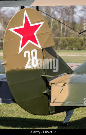 1944 sowjetische Polikarpow PO2-Doppeldecker auf der Flightline, The Shuttleworth Collection Old Warden Stockfoto