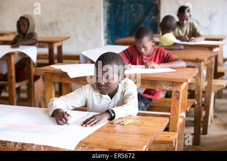 Studenten in Kiziba Flüchtlingslager Stockfoto