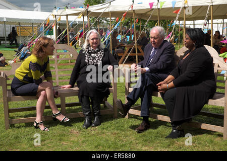 Moderatorin Kirsty Wark interviewt Kinder Laureate Malorie Blackman, Autor Alexander McCall Smith und Dichter Gillian Clarke Stockfoto