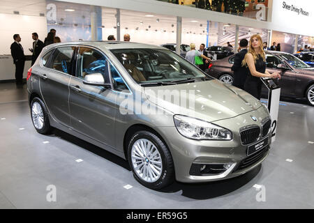 ISTANBUL, Türkei - 21. Mai 2015: BMW 2 Serie Active Tourer in Istanbul Autoshow 2015 Stockfoto