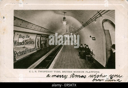 U-Bahn, British Museum u-Bahnstation, Holborn, County of London, England. Zeigt die "British Museum-Plattform".  1913 Stockfoto