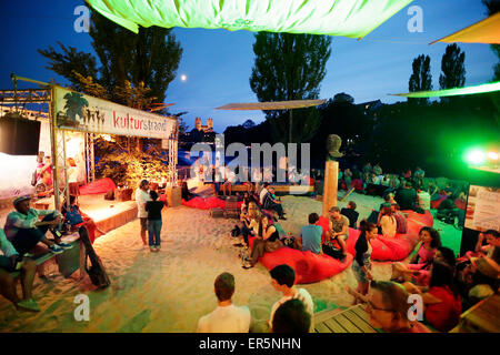 Kulturstrand an Corneliusbruecke, München, Bayern, Deutschland Stockfoto