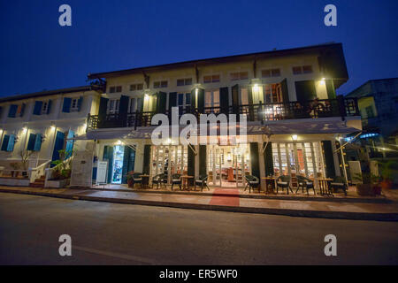 Hotel im Kolonialstil auf dem Mekong in Luang Prabang, Laos Stockfoto