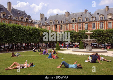 Marais, Place des Vosges, Paris, Frankreich, Europa Stockfoto