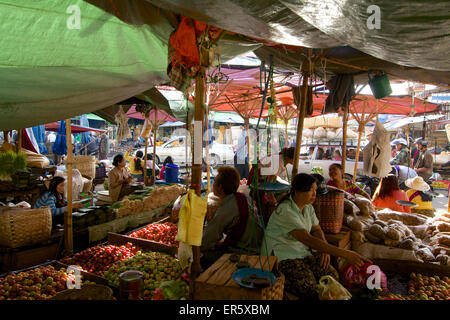 Auf dem Markt in Taunggyi, Shan State in Myanmar Burma Stockfoto