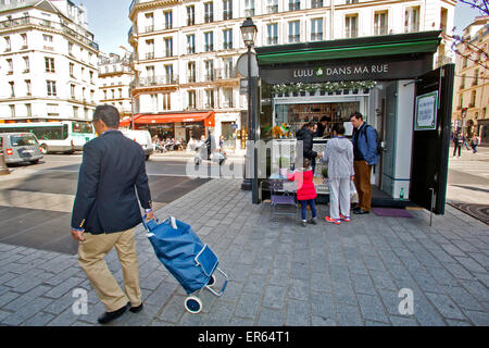 LULU DANS MA RUE PARIS FRANKREICH Stockfoto