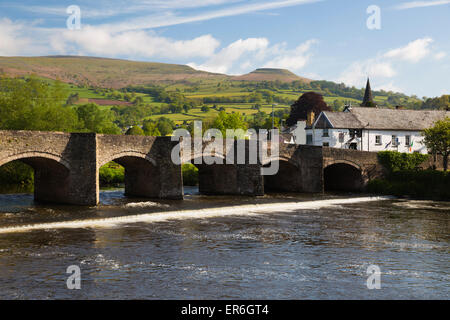 Crickhowell Brücke über den Fluss Usk, Crickhowell, Powys, Wales, Vereinigtes Königreich, Europa Stockfoto