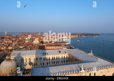 Ariel Ansicht des Dogen, Palast in Venedig, Italien. Stockfoto