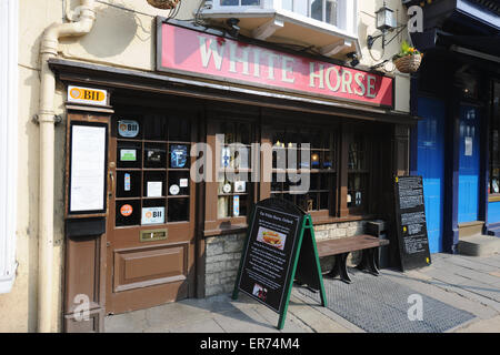 Das White Horse Pub in der Broad Street, Oxford, England Stockfoto