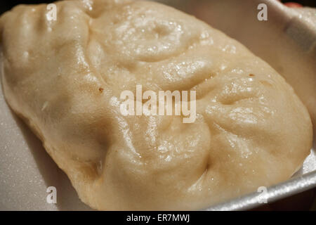 Chinesische gedämpfte Gemüse Brötchen. Suppen aus Chinatown, Flushing, NY, USA Stockfoto