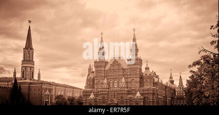 Nationales Historisches Museum am Roten Platz in Moskau Stockfoto