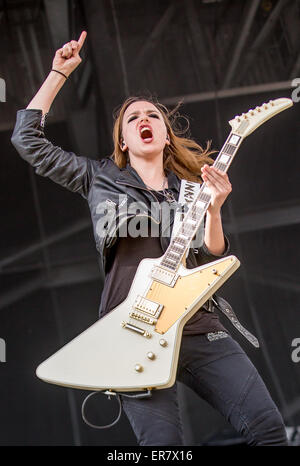 Columbus, Ohio, USA. 17. Mai 2015. HALESTORM führt am letzten Tag des Rock auf der Palette Festival 2015 im Maphre Stadion in Columbus Ohio am 17. Mai 2015 © Marc Nader/ZUMA Draht/Alamy Live News Stockfoto