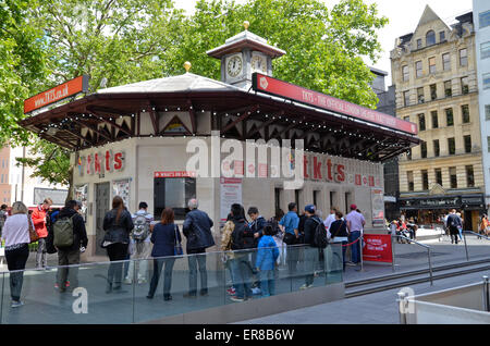 Das Theater Kassenhäuschen Tkts am Leicester Square in London Stockfoto