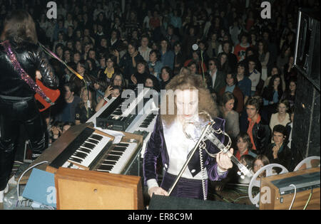 ROXY MUSIC UK-Rock-Gruppe mit Eddie Jobson Violine über 1974 Stockfoto