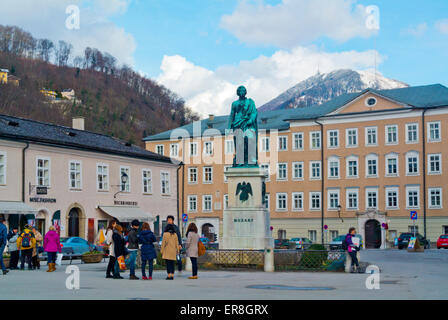 Mozart-Statue, Mozartplatz, Altstadt, Altstadt, Salzburg, Österreich Stockfoto