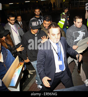 Die 2015 Formel1 Weltmeister Lewis Hamilton und Nicole Scherzinger ankommen am London Heathrow Airport Featuring: Lewis Hamilton wo: London, Vereinigtes Königreich bei: 24. November 2014 Credit: WENN.com Stockfoto