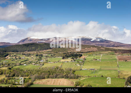 Blick vom Knockfarrel-Hügel in der Nähe von Strathpeffer in Schottland. Stockfoto