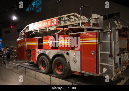 National September 11 Memorial & Museum, Feuerwehrauto von Ladder Company 3 von Ground Zero, New York, New York USA Stockfoto