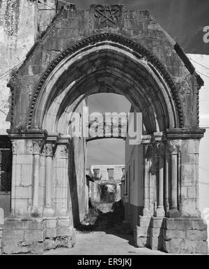 Portal einer mittelalterlichen Kirche in Loule, Portugal Stockfoto