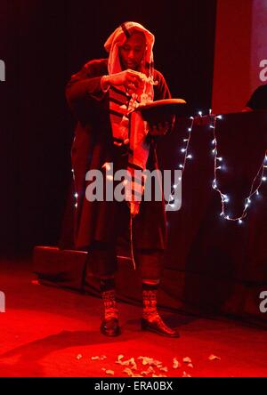 Yasiin Bey, besser bekannt als Mos Def, führt bei Vicar Street Featuring: Yasiin Bey aka Mos Def wo: Dublin, Irland: 24. November 2014 Credit: WENN.com Stockfoto