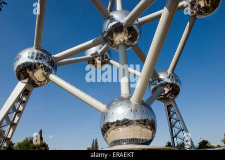 Atomium weltberühmten Denkmal der Atomkern ein Eisen Brüssel Belgien Europa Stockfoto