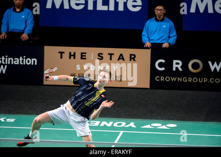 Sydney, Australien - 30. Mai 2015: Viktor Axelsen herrschte 21: 15, 21-17 zu durchlaufen, das australische Badminton Open 2015-Finale des Turniers in Sydney am 30. Mai 2015 in Sydney, Australien. Stockfoto