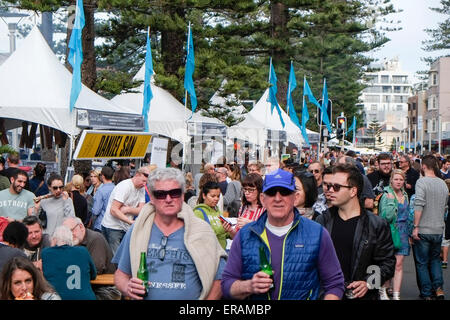 Manly Essen, Wein und Nachhaltigkeit Festival in seinem 29. Jahr auf Manly Beach und Corso, Sydney, New South Wales, Australien Stockfoto