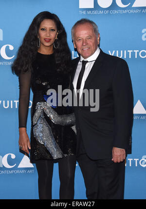 Los Angeles, Kalifornien, USA. 30. Mai 2015. Wolfgang Puck & Gelila Assefa kommt für die MOCA jährliche Gala 2015 stattfindenden The Geffen Contemporary at MOCA. Bildnachweis: Lisa O'Connor/ZUMA Draht/Alamy Live-Nachrichten Stockfoto